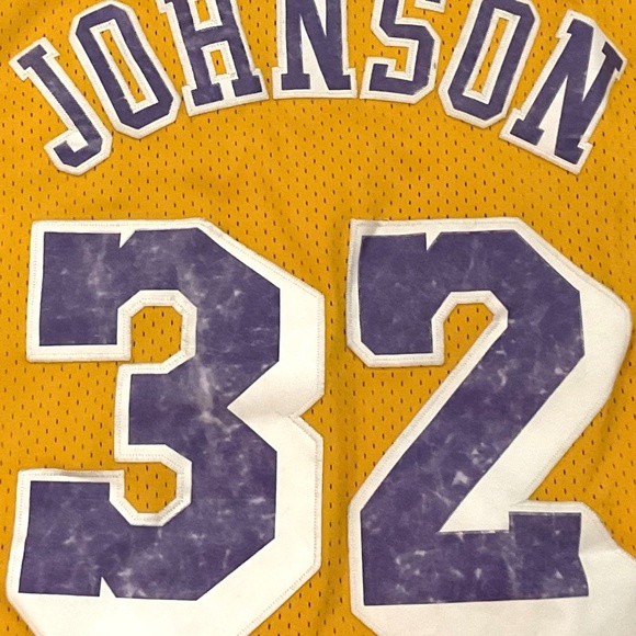 Adidas Hardwood Classics Los Angeles Lakers #32 Magic Johnson jersey Sz Large +2 - Picture 12 of 14